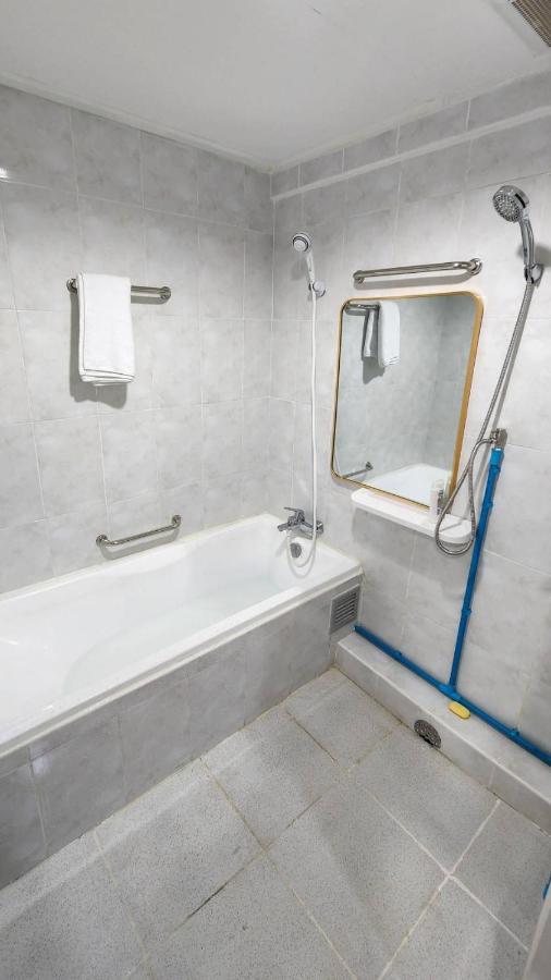 Apartment A4 Dindaeng بانكوك المظهر الخارجي الصورة